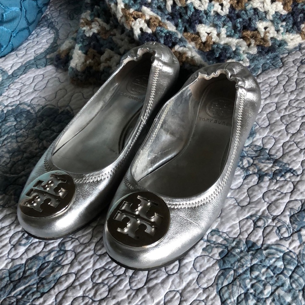 PreOwned Tory Burch Silver Ballet Slippers